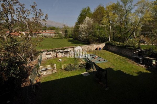 casa indipendente in vendita a Castellamonte in zona Spineto