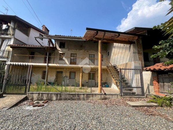 casa semindipendente in vendita a Castellamonte in zona Sant'Antonio
