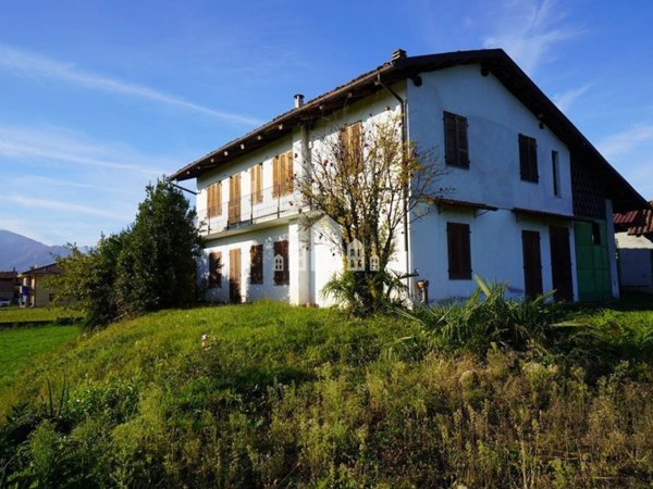 casa indipendente in vendita a Castellamonte in zona Sant'Antonio