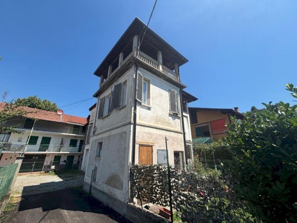 casa indipendente in vendita a Castellamonte in zona Sant'Antonio