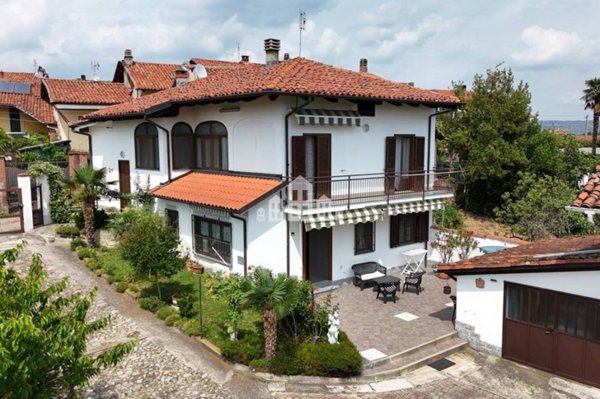 casa indipendente in vendita a Castellamonte in zona Sant'Antonio