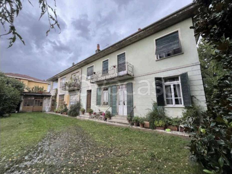 appartamento in vendita a Castellamonte in zona Sant'Antonio