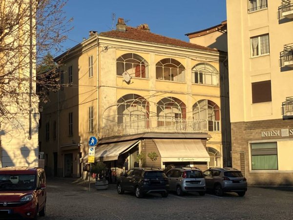 intera palazzina in vendita a Castellamonte