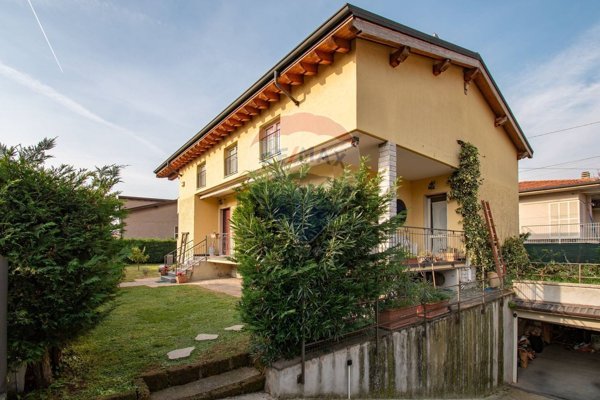 casa indipendente in vendita a Coccaglio