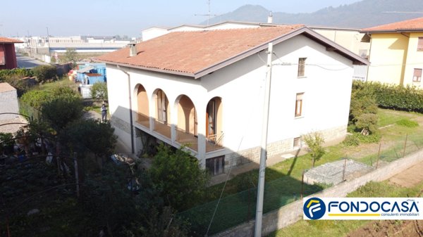 casa indipendente in vendita a Coccaglio