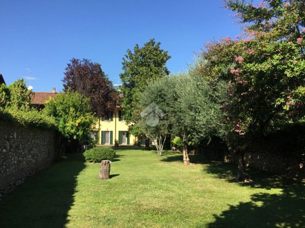 pentavano in vendita a Coccaglio