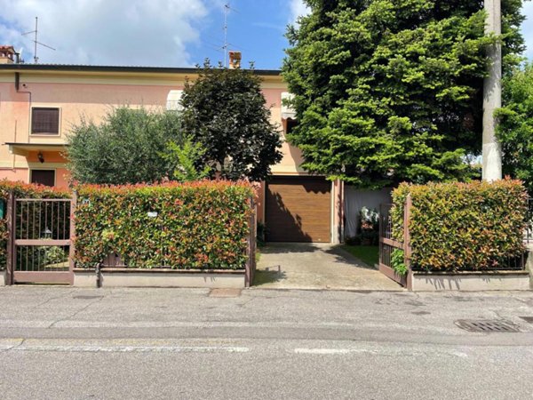 casa indipendente in vendita a Coccaglio