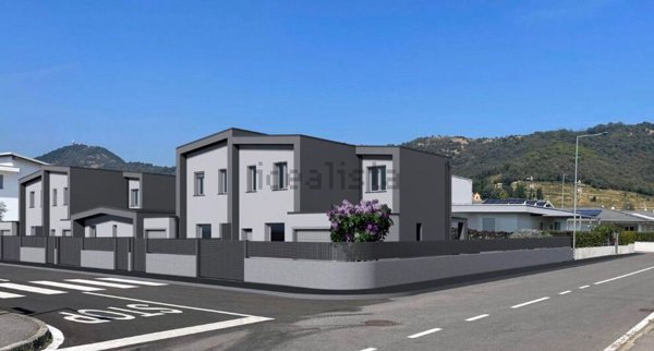 casa indipendente in vendita a Coccaglio