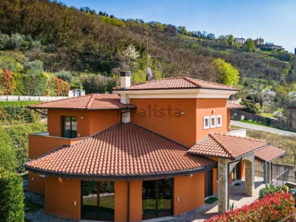 casa indipendente in vendita a Coccaglio
