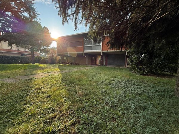 casa indipendente in vendita a Coccaglio