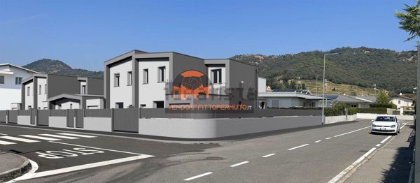 casa indipendente in vendita a Coccaglio