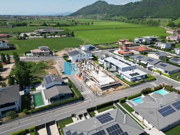 casa indipendente in vendita a Coccaglio