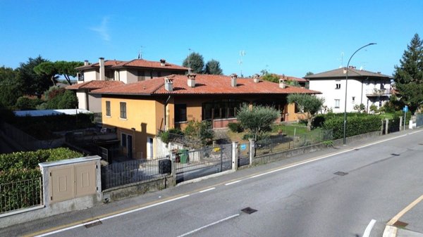 casa indipendente in vendita a Coccaglio