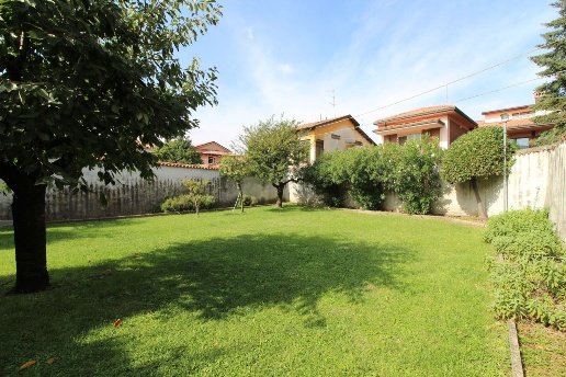 casa indipendente in vendita a Coccaglio