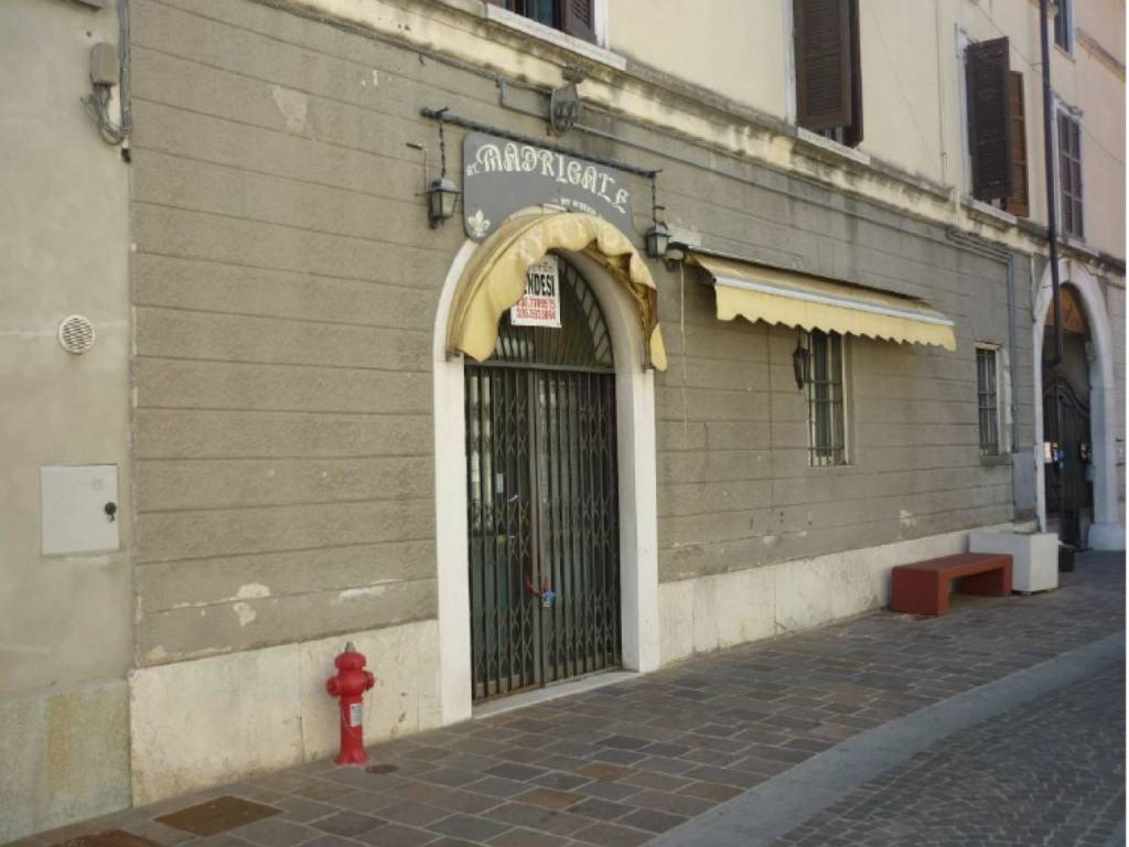negozio in vendita a Coccaglio