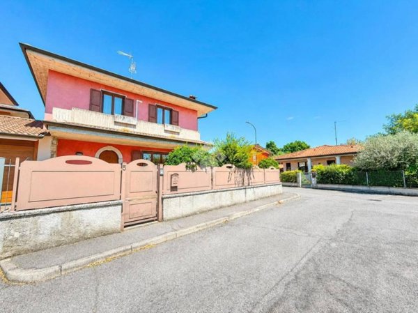 casa indipendente in vendita a Coccaglio