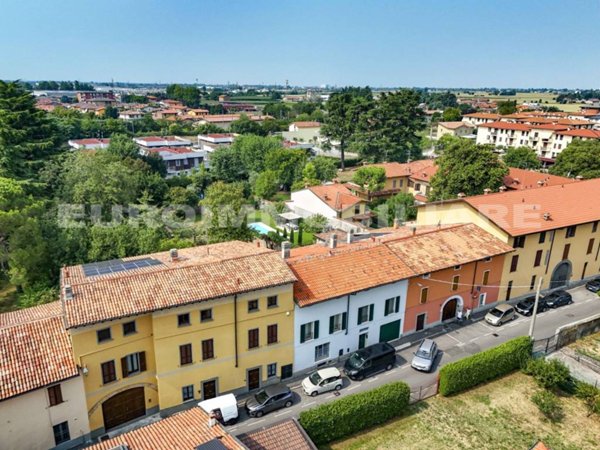 intera palazzina in vendita a Coccaglio