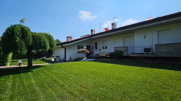 casa indipendente in vendita a Coccaglio