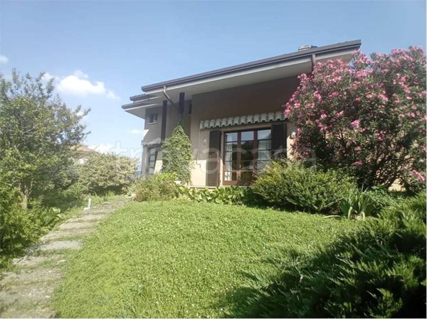 casa indipendente in vendita a Collebeato