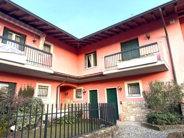 casa indipendente in vendita a Collebeato