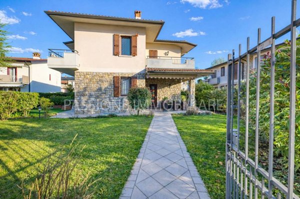 casa indipendente in vendita a Collebeato