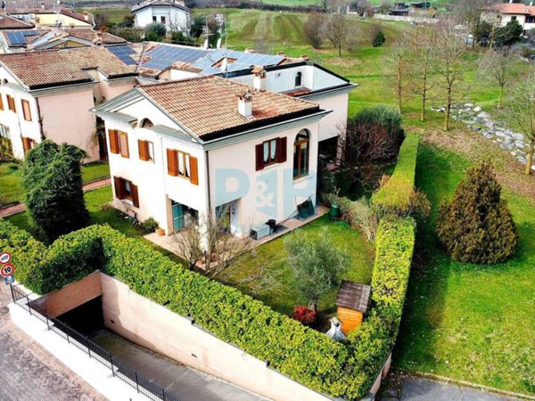casa indipendente in vendita a Collebeato