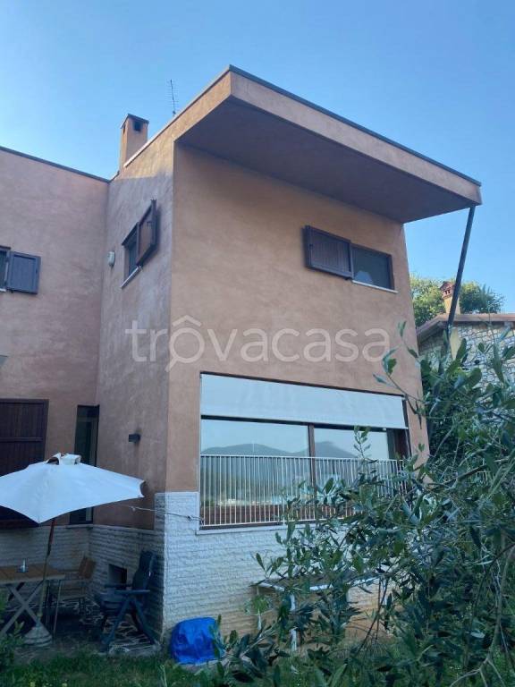 casa indipendente in vendita a Collebeato