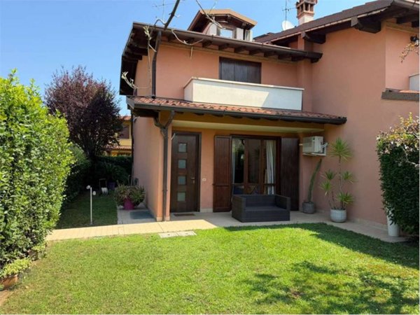 casa indipendente in vendita a Collebeato