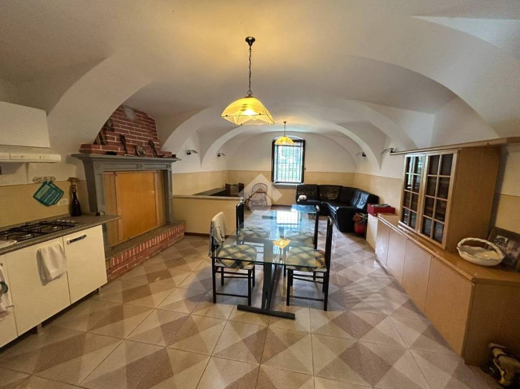 casa indipendente in vendita a Cologne