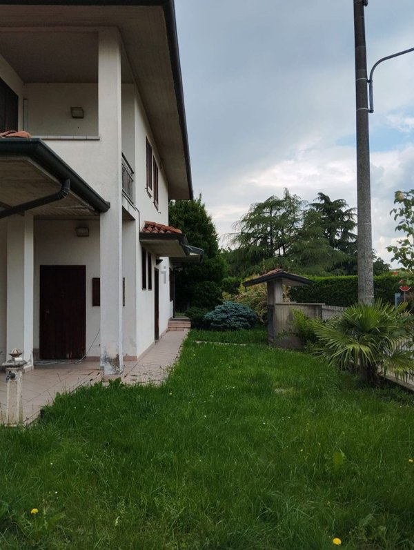 appartamento in vendita a Cologne