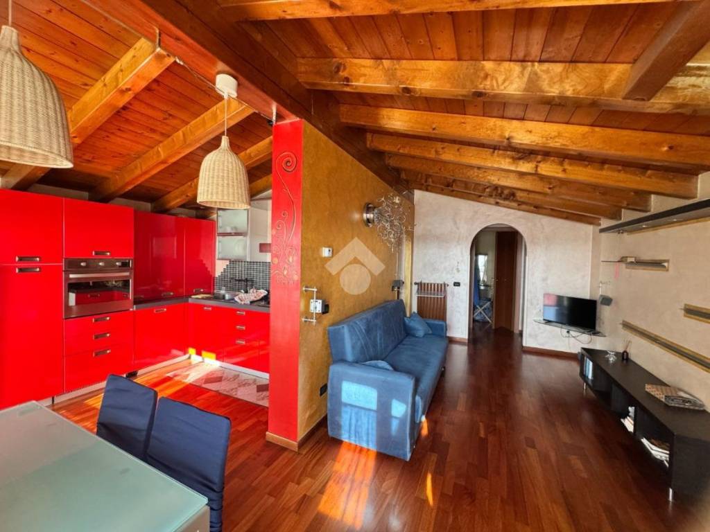 appartamento in vendita a Cologne