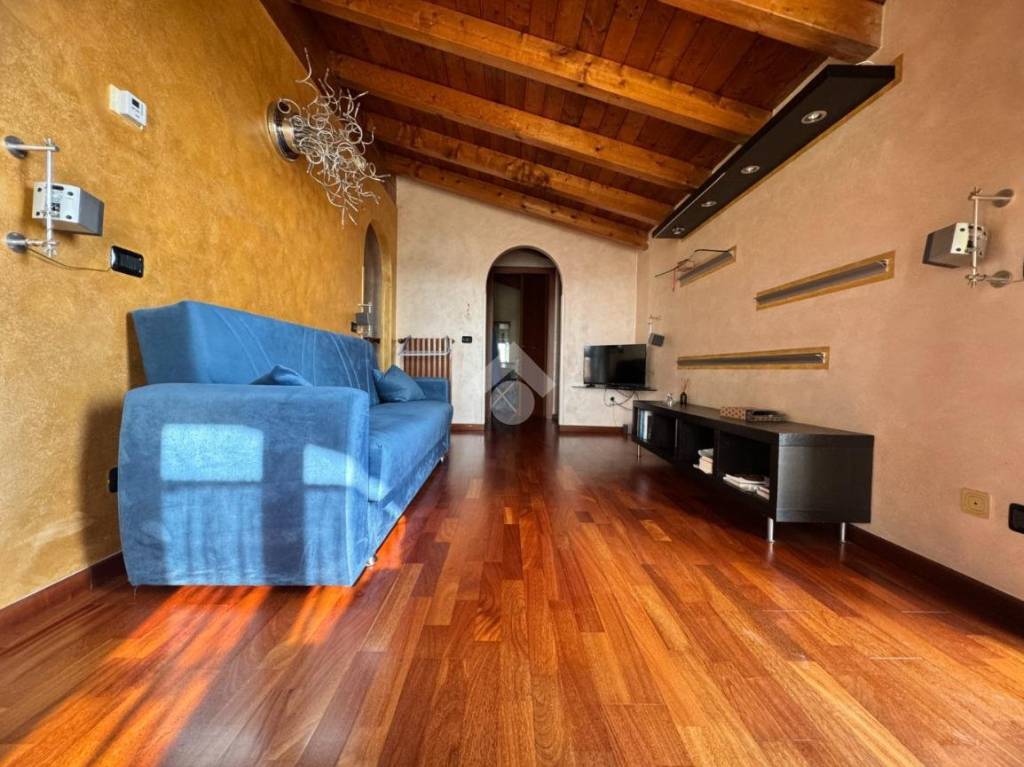 appartamento in vendita a Cologne