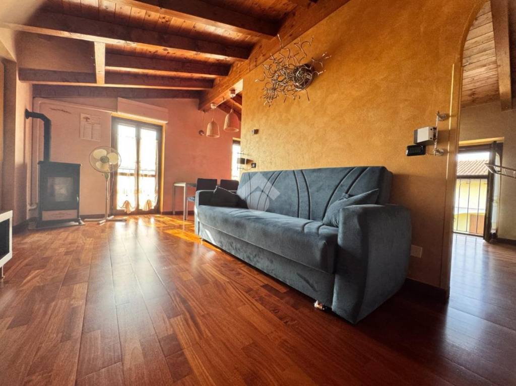 appartamento in vendita a Cologne