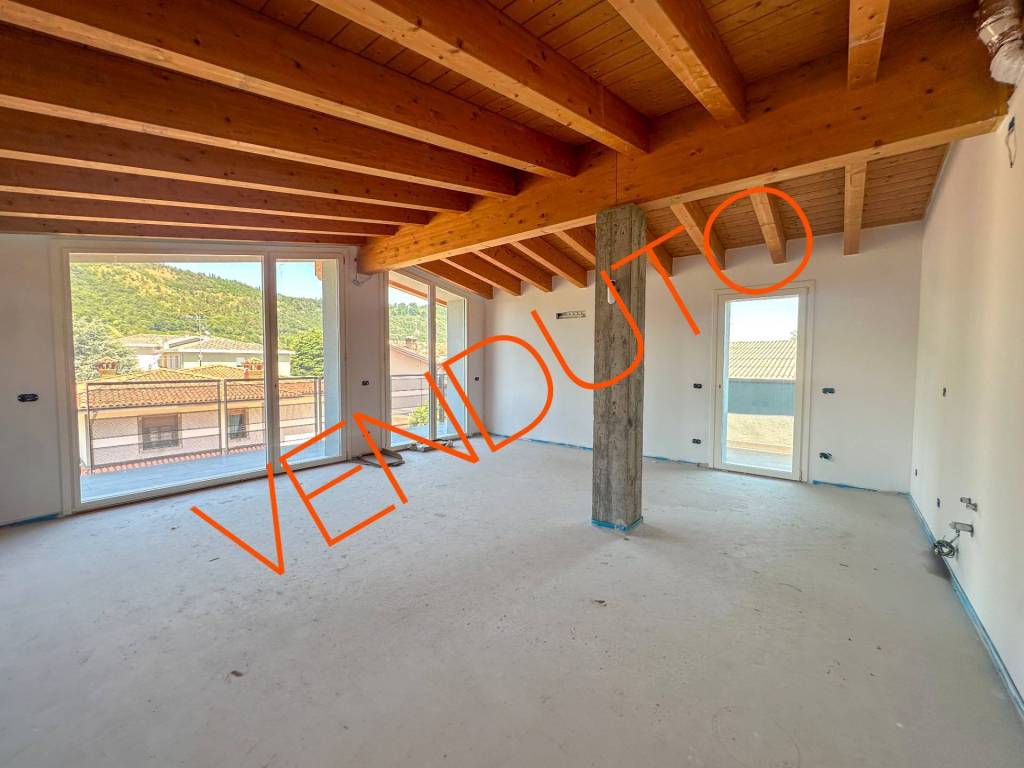 appartamento in vendita a Cologne