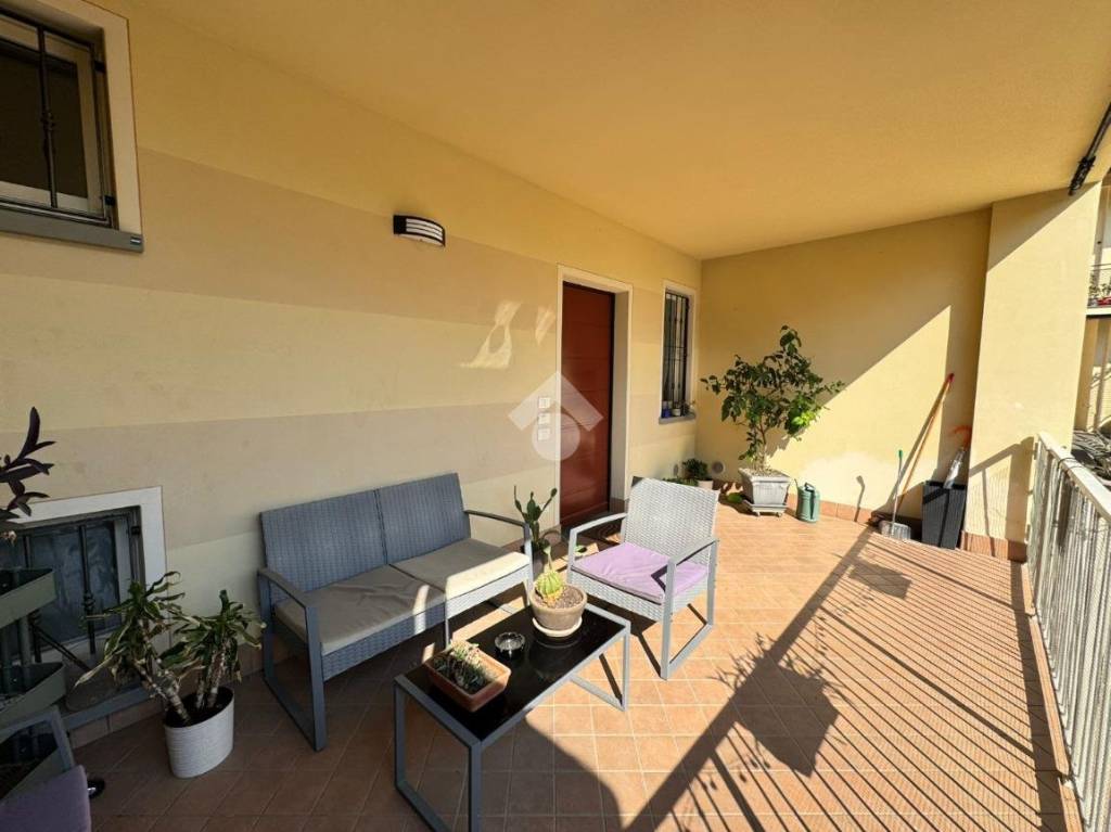 casa indipendente in vendita a Cologne