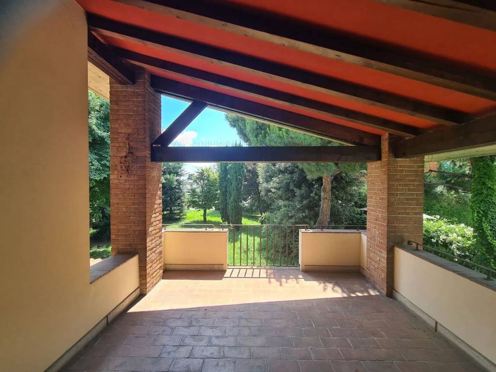 casa indipendente in vendita a Cologne