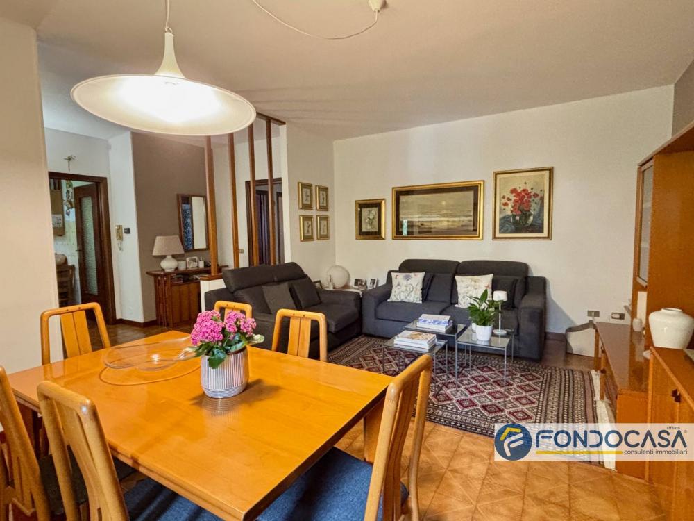 appartamento in vendita a Cologne