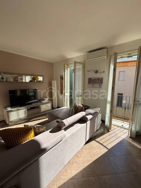 appartamento in vendita a Cologne