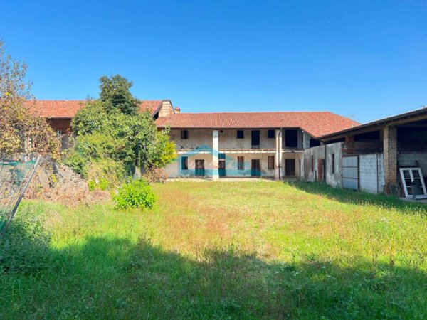casa indipendente in vendita a Cologne