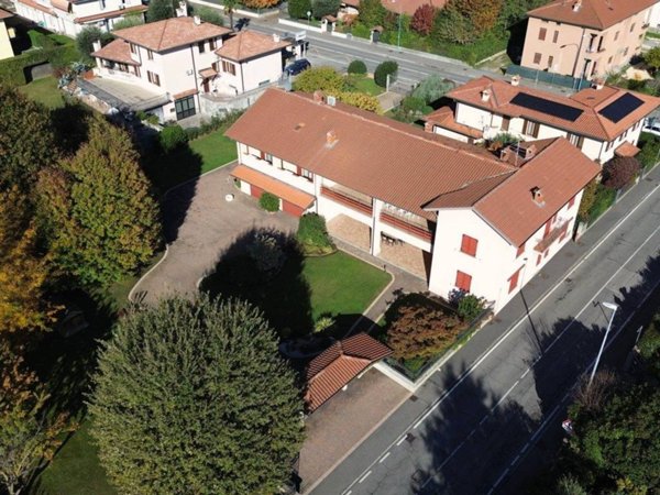 casa indipendente in vendita a Cologne