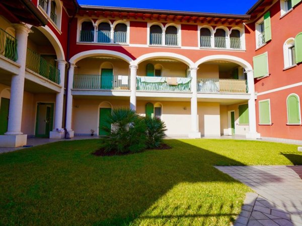 appartamento in vendita a Cologne