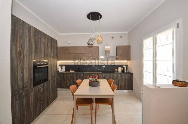 appartamento in vendita a Cologne