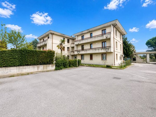 appartamento in vendita a Cologne