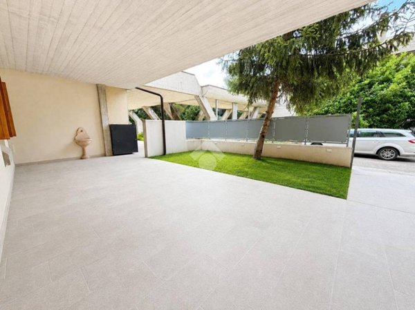 appartamento in vendita a Cologne