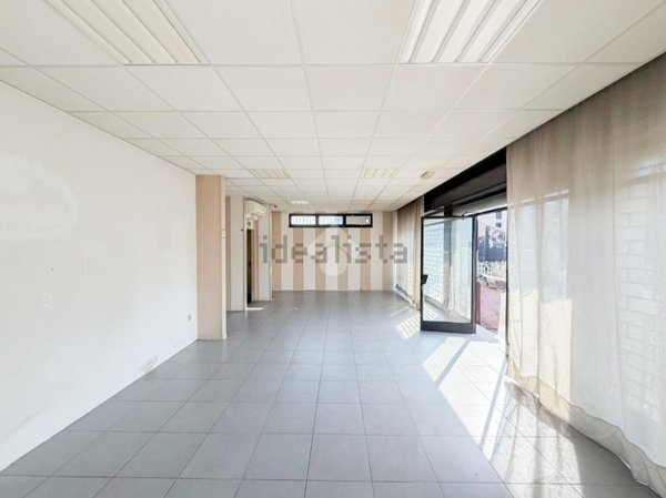 negozio in vendita a Cologne