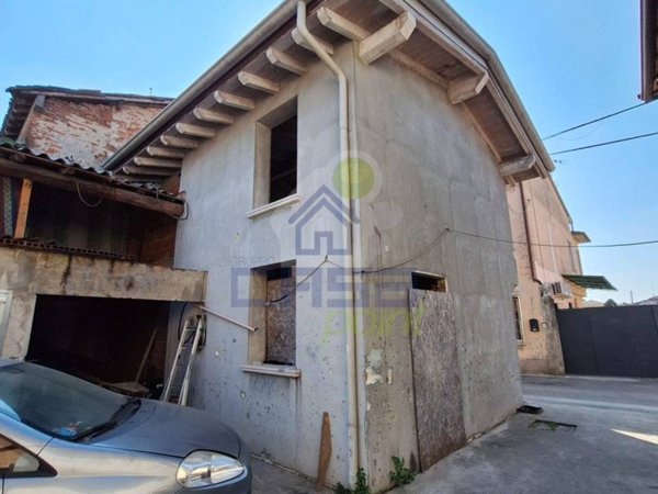 casa indipendente in vendita a Comezzano-Cizzago in zona Cizzago
