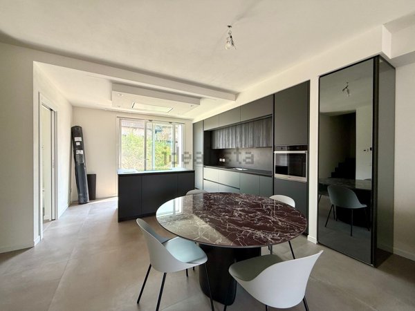 casa indipendente in vendita a Comezzano-Cizzago