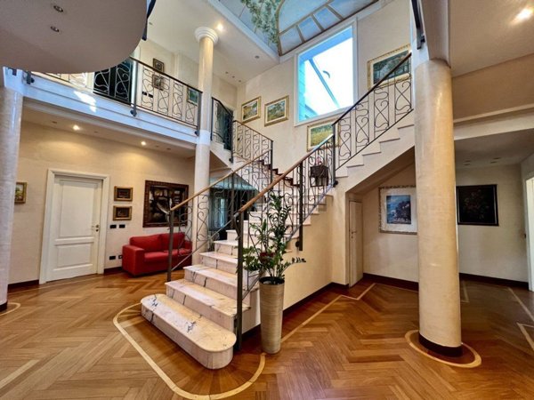 casa indipendente in vendita a Comezzano-Cizzago