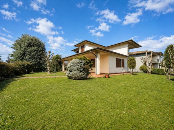 casa indipendente in vendita a Comezzano-Cizzago in zona Cizzago