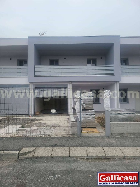 casa indipendente in vendita a Comezzano-Cizzago